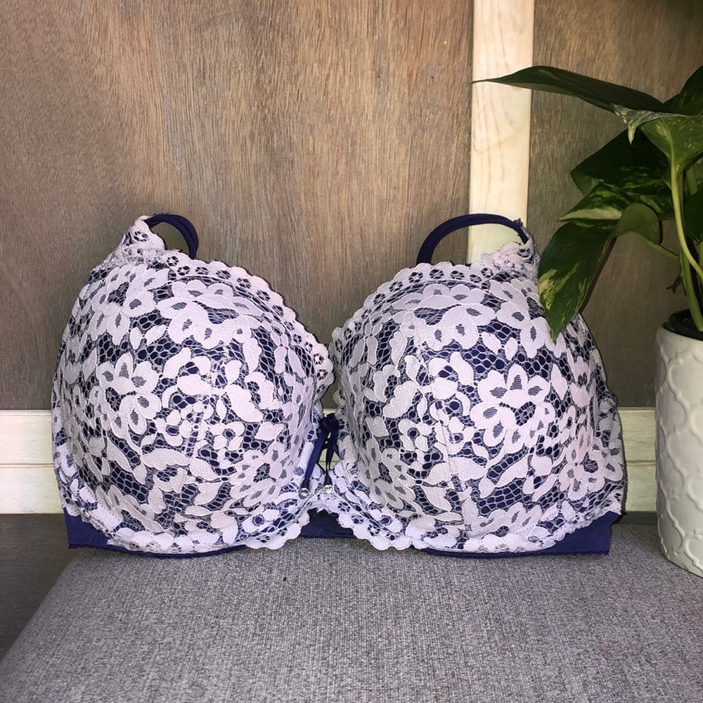 Victoria’s Secret Purple Lace Accent Bra